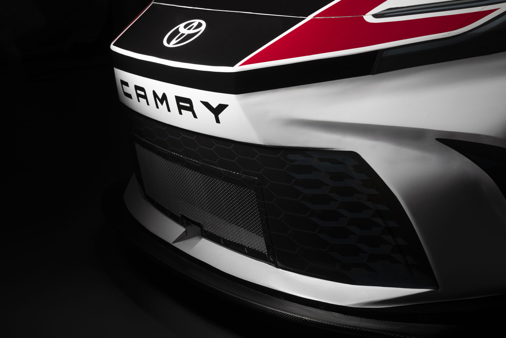 SMALL_2024_Toyota_NASCARCup_Camry_XSE_007-scaled